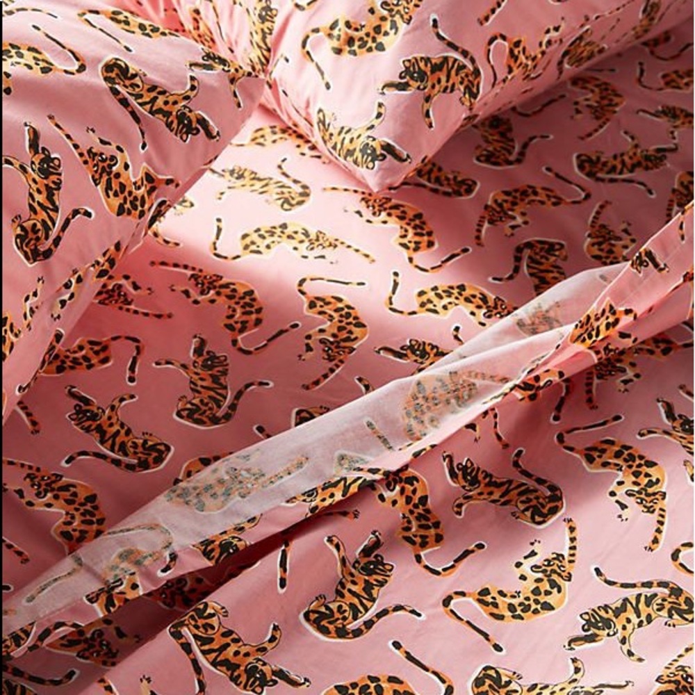 Anthropologie Colloquial Percale Leopard Sheets